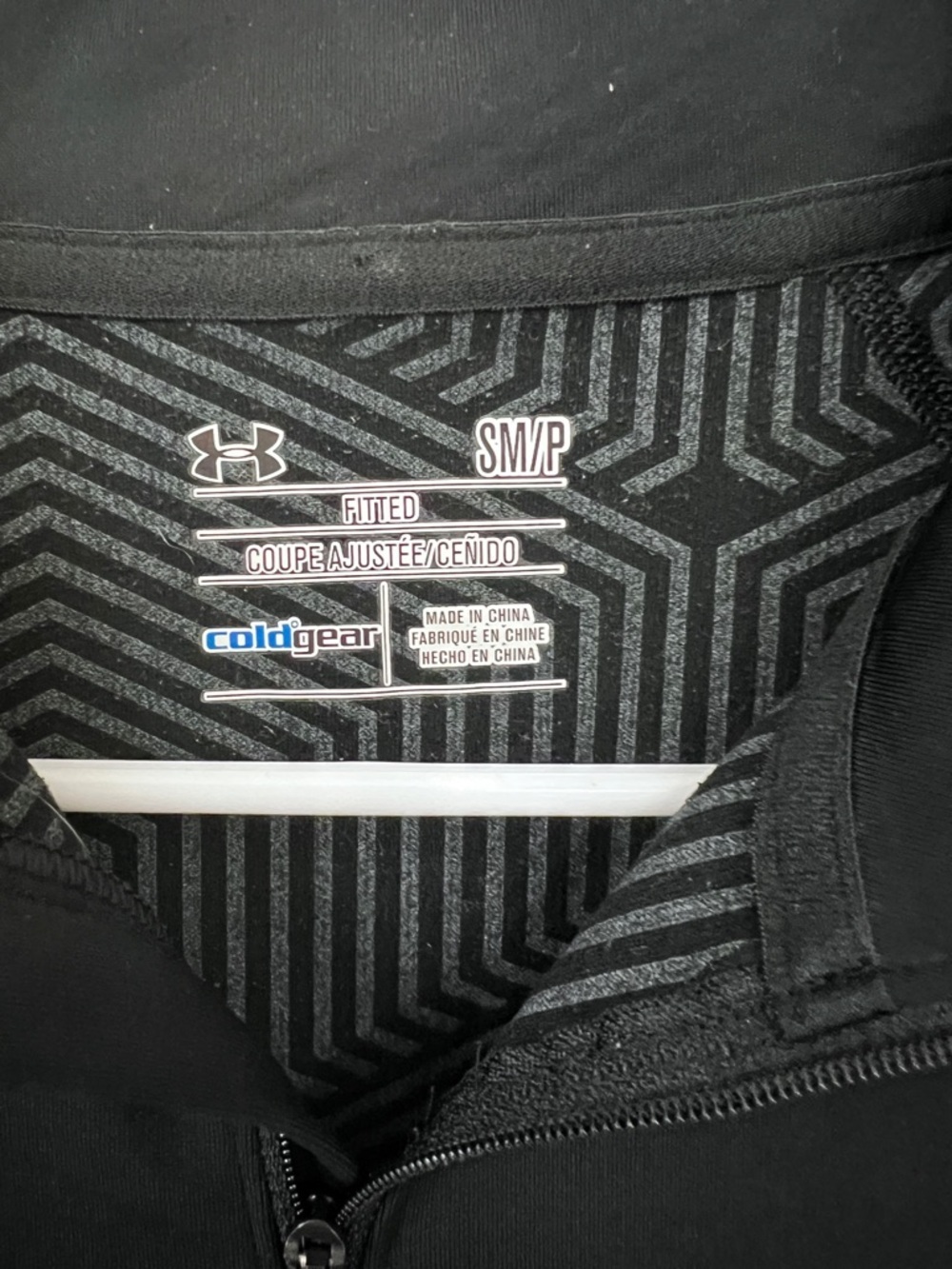 Under Armour Black Quarter-Zip Performance Pullover - Picture 6 of 6